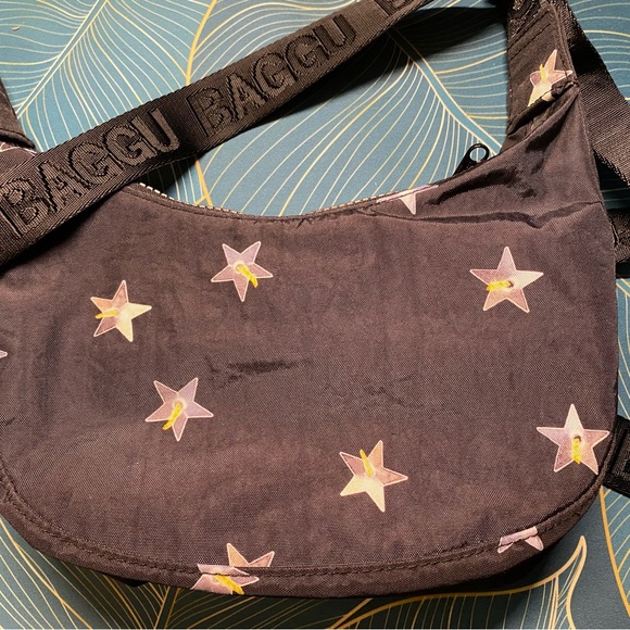 Baggu Stars Small Crescent - Picture 2 of 3